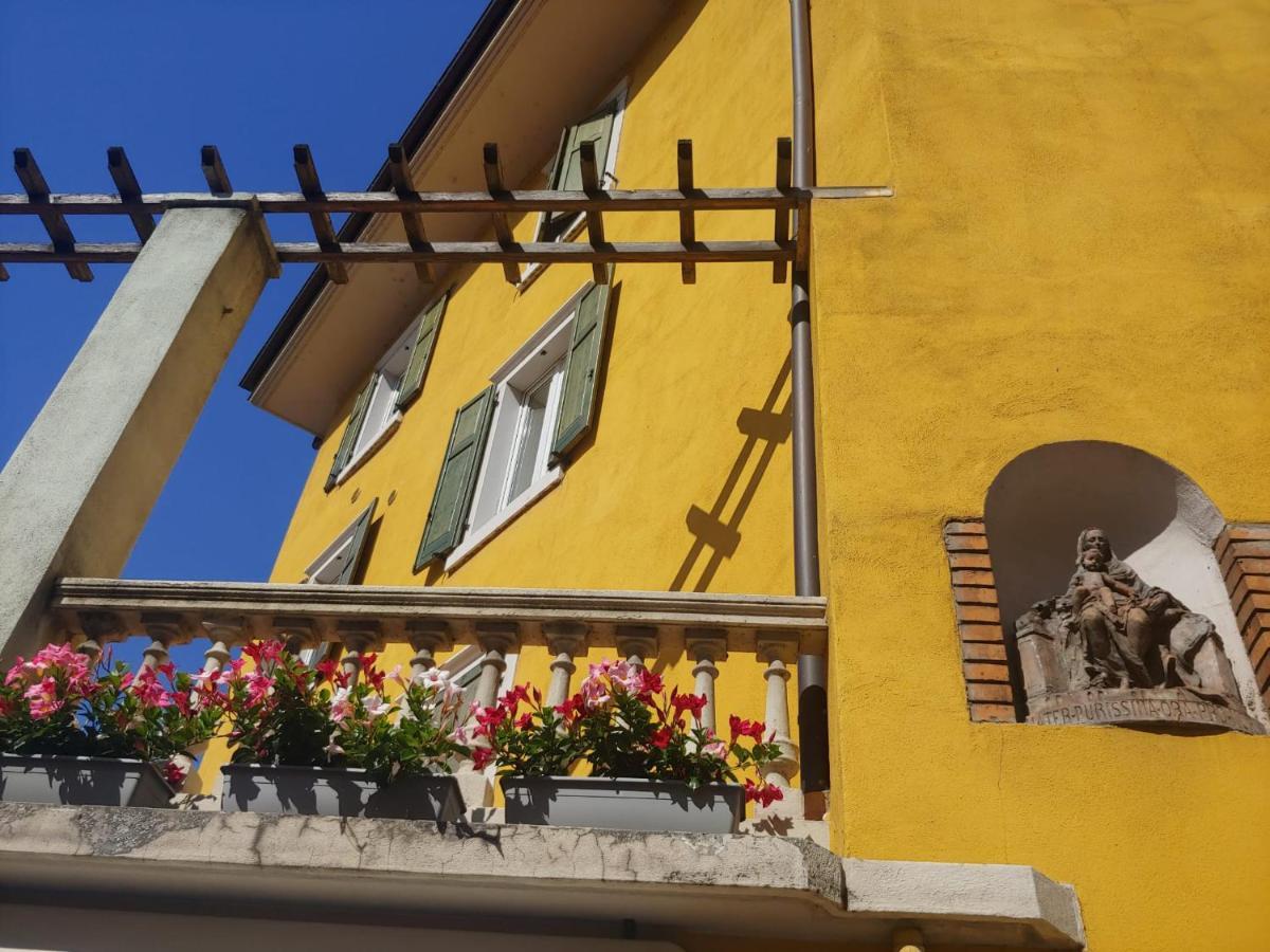 Appartamenti Baia Azzurra 3. Torbole Sul Garda Exterior photo